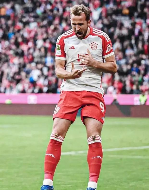 包含德甲今晚走向成谜,多伦多猛龙豪取连胜,气氛紧张,赛程密集仍需轮换的词条-九游体育