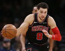 包含赛地聚焦：CBA常规赛赛后热度飙升，广州队刷新队史纪录，气氛紧张，心理建设被强调的词条-九游平台